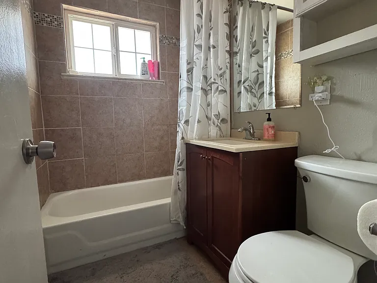 Full Bath