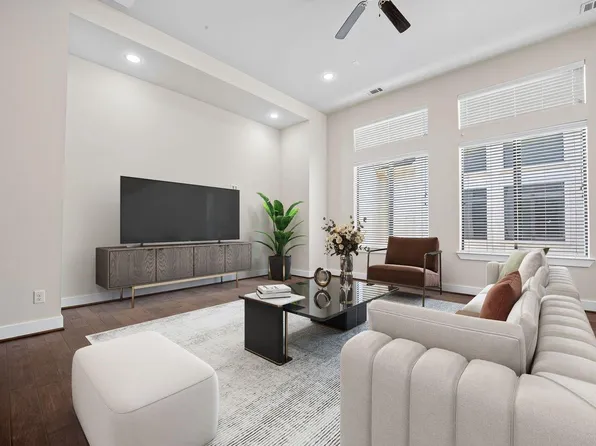 40 N Hutcheson St, Houston, TX 77003