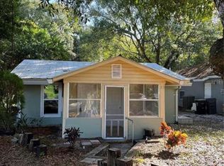 13 Kelly Ln, Auburndale, FL 33823