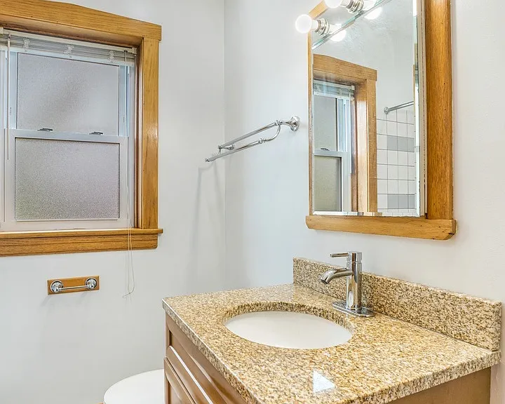 2536 N Lavergne Ave #2N — Photo 10