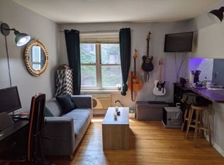 Okonski Briar 521, Chicago, IL 60657