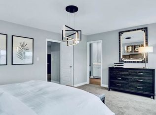 17275 Gibson Dr #1, Westfield, IN 46074