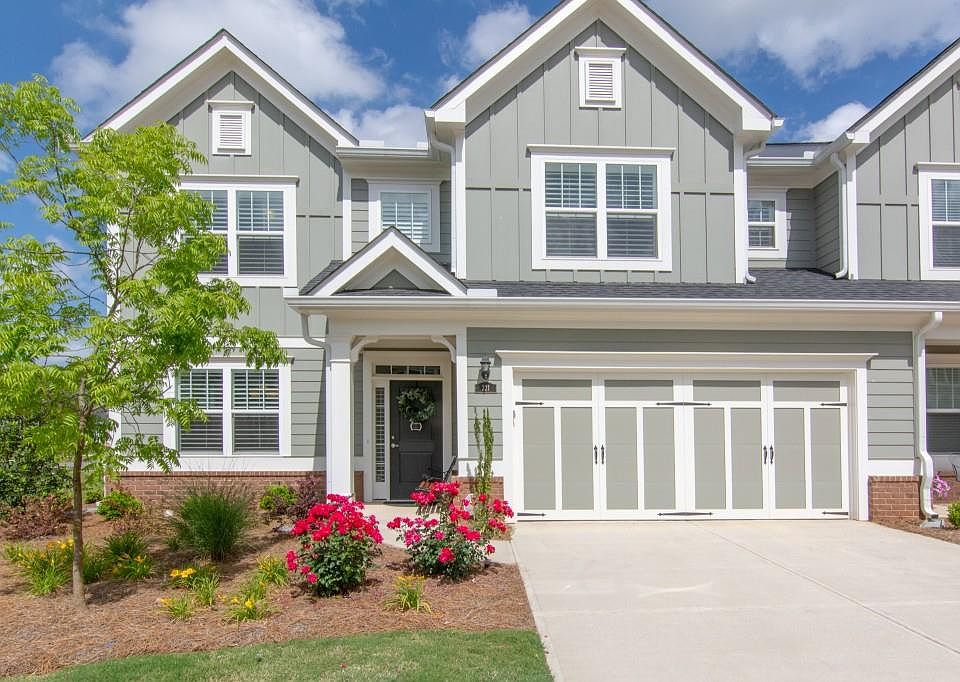 1st image of 321 Cherokee Station Cir #82