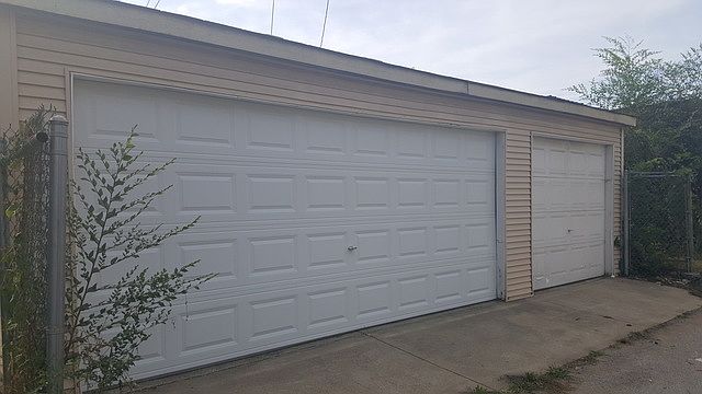 2nd image of 7937 S Merrill Ave