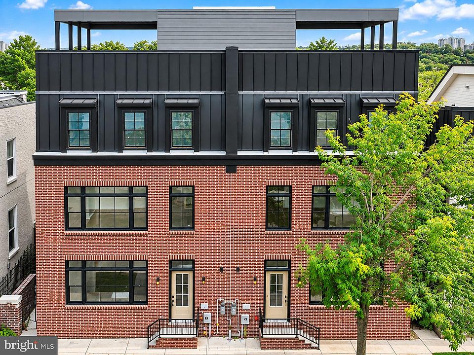 1st image of 210 Kalos St