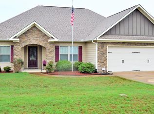 3 Woodchase Ct, Phenix City, AL 36870