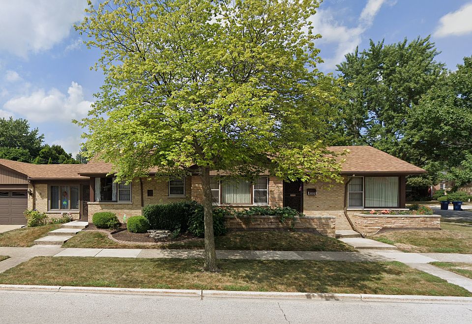 1st image of 3330 W 102nd St
