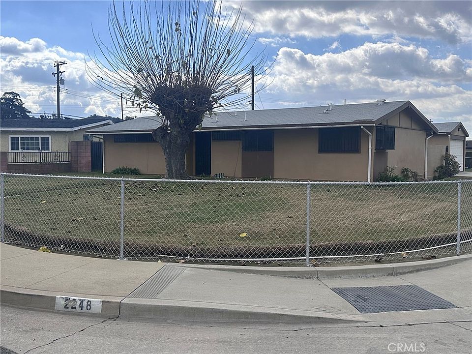 1st image of 2248 Canterbury Ave