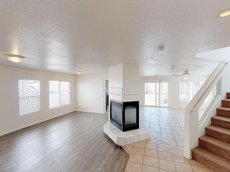 715 Plantain Lily Ave — Photo 3