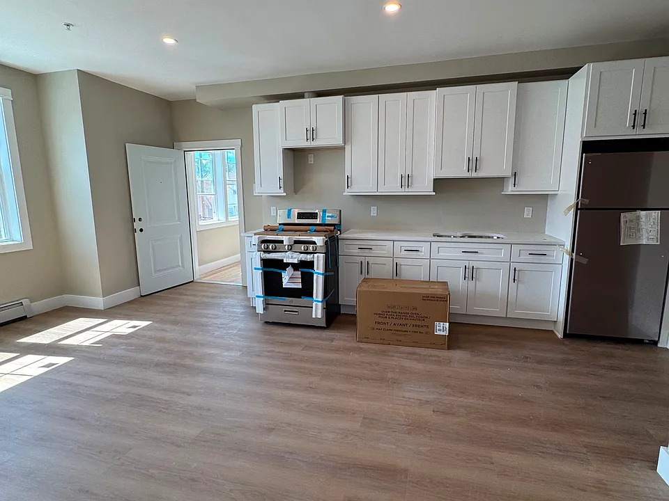 170 Denver Ave #1