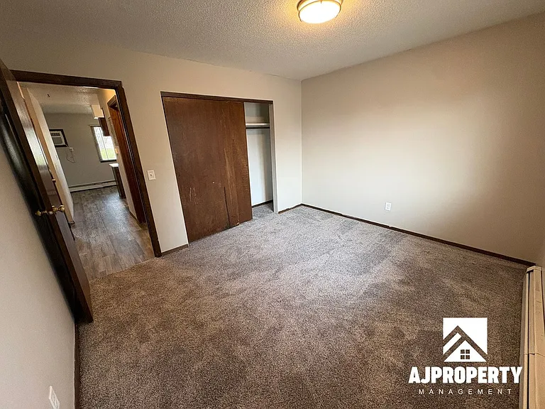 3600 S Cathy Ave — Photo 6