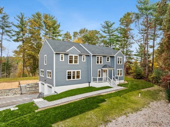 30 Old Mount Skirgo Rd, Marshfield, MA 02050