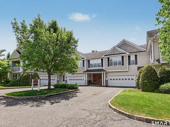 79 Suzie Drive #79, Newtown, CT 06470