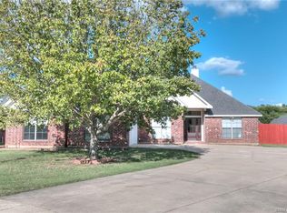 2010 Idlewood Cir, Bossier City, LA 71111