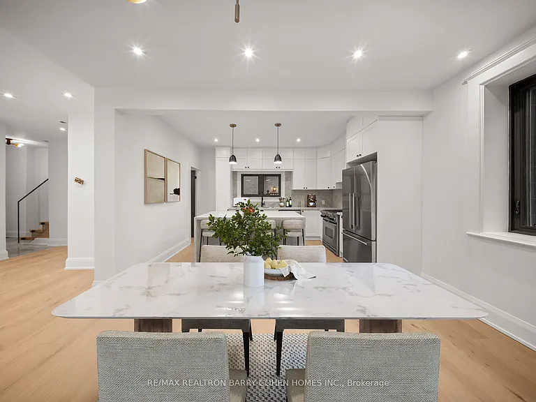 231 Macpherson Ave — Photo 10