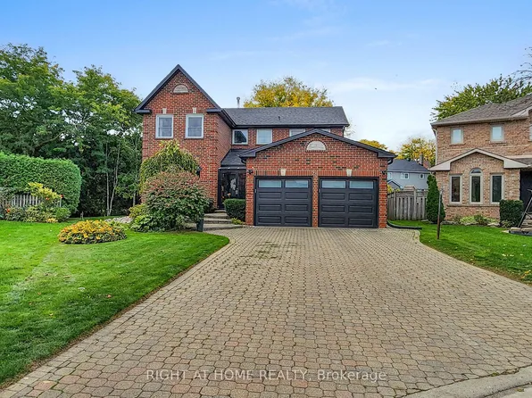 24 Cummings Ct, Markham, ON L3T 6S3