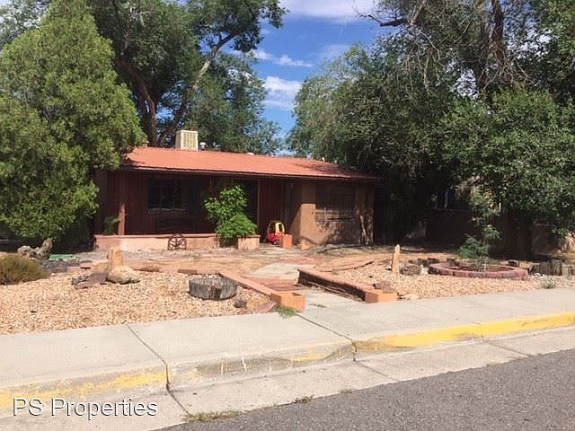 1st image of 1201 Lobo Pl NE