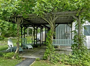 862 Old Albany Post Rd, Garrison, NY 10524