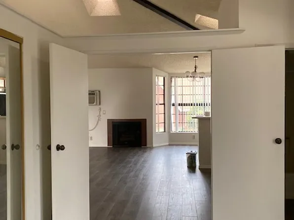 10307 Mount Gleason Ave #301, Sunland, CA 91040