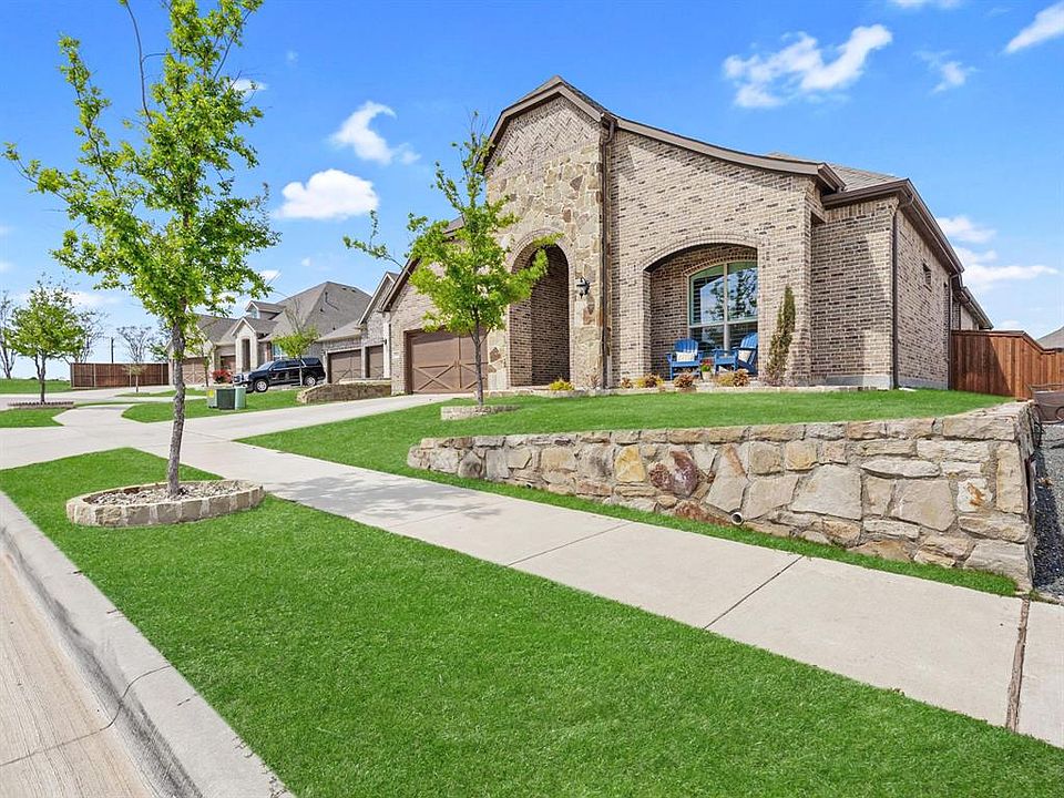 1st image of 15240 Holly Bay Ct