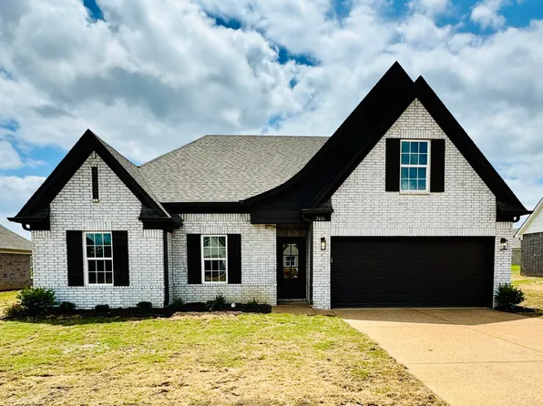 2431 Dela Dr, Southaven, MS 38672