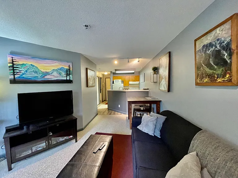 4360 Lorimer Rd — Photo 7
