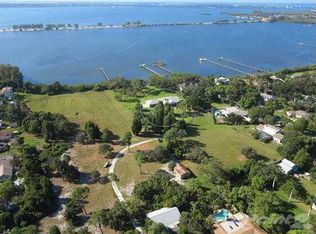 716 84th St NW, Bradenton, FL 34209