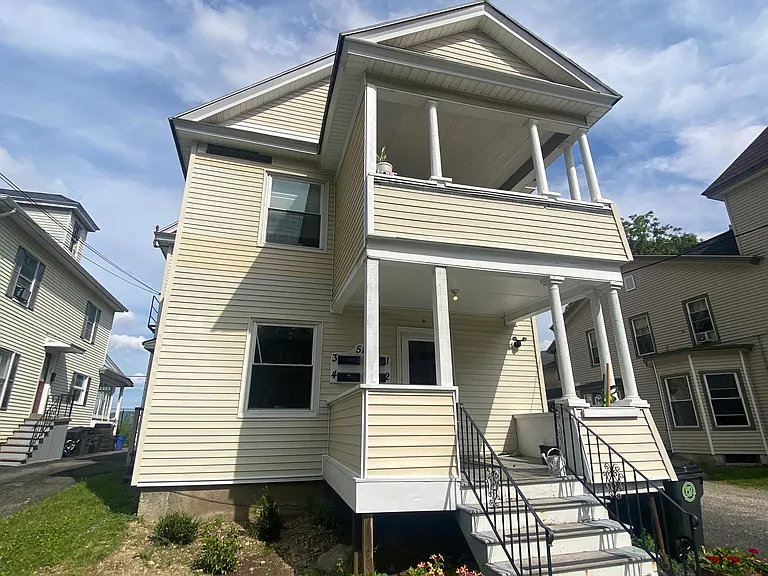 51 Pomeroy Ave #1 — Photo 1