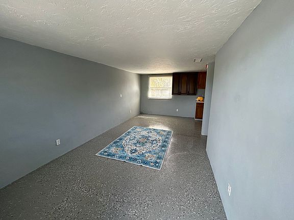2nd image of 2700 Palmadelia Ave #7