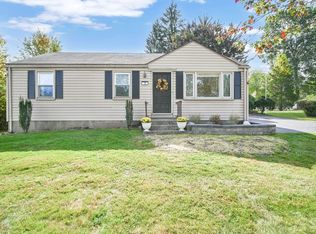 32 Wright Rd, Rocky Hill, CT 06067