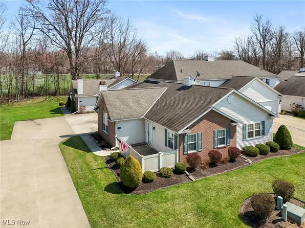 7572 Monterey Bay Dr, Mentor, OH 44060