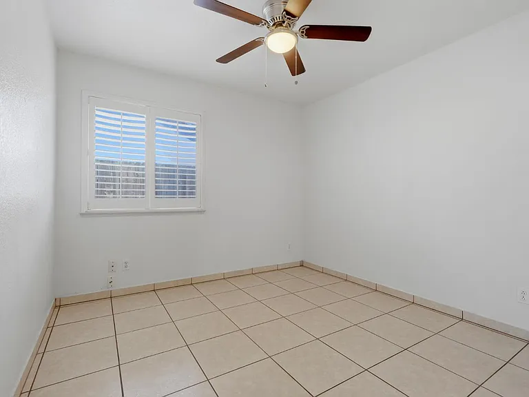 3006 Mission Dr — Photo 26
