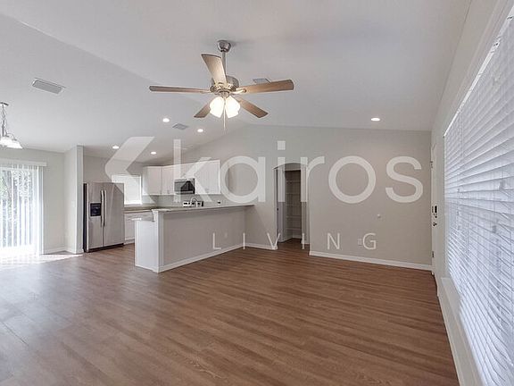 4th image of 4918 SE 137th Pl