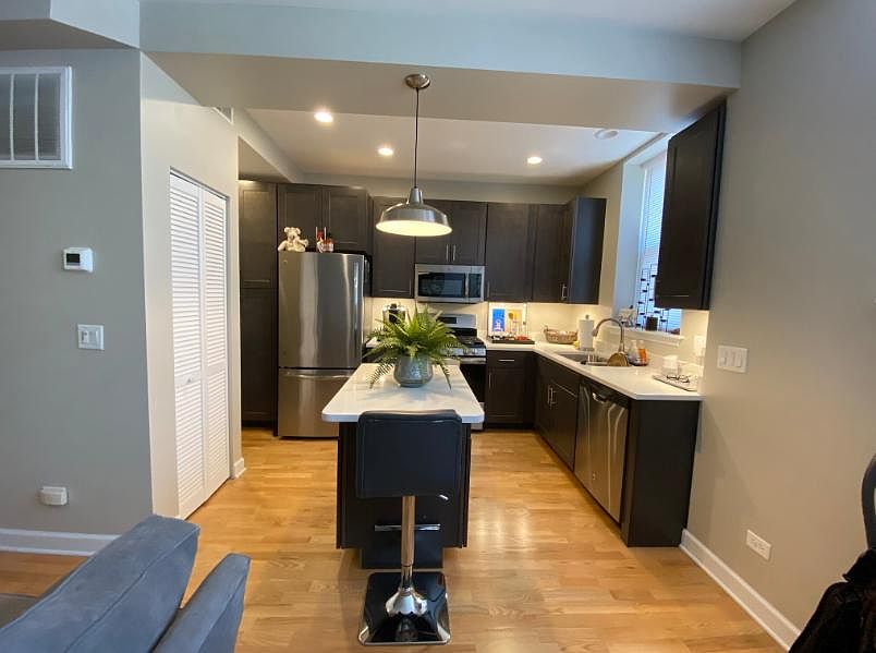 1st image of 6209 N Winthrop Ave #1