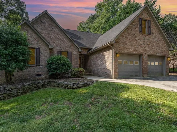1773 Winchester Heights Dr, Asheboro, NC 27205