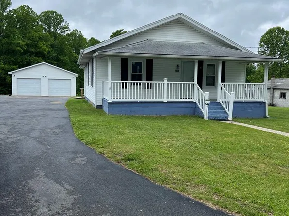 2892 Coal City Rd, Coal City, WV 25823