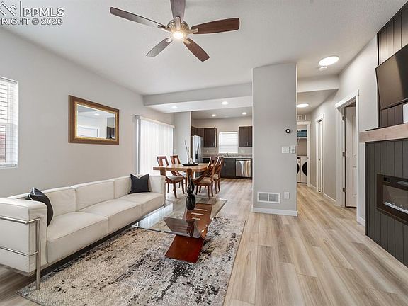 3rd image of 5289 Palomino Ranch Point