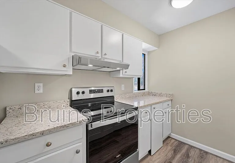 1504 Benjamin Pkwy #C-1 — Photo 6