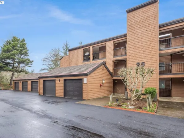 200 Oswego Smt, Lake Oswego, OR 97035