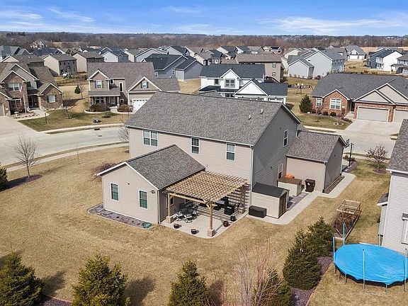 3rd image of 3218 W Cypress Creek Dr