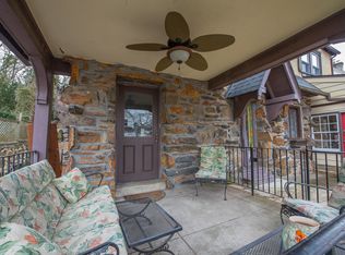 515 Valley View Rd, Merion Station, PA 19066