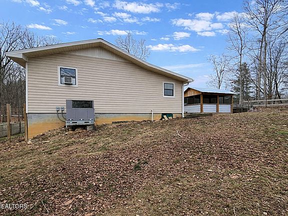 5th image of 195 County Road 71