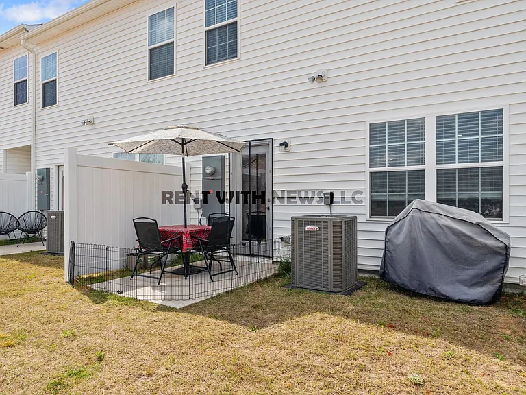 111 Starlight St — Photo 34