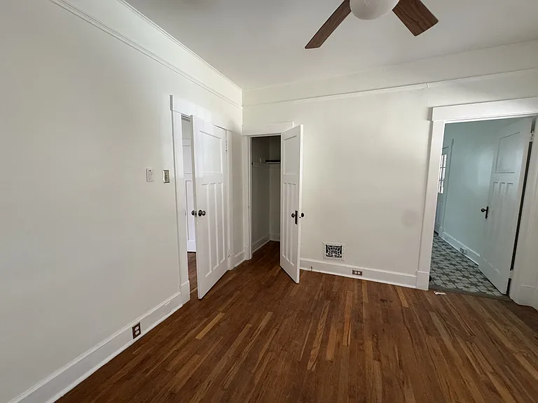 1606 Hawthorne St — Photo 17