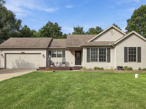 3030 Maplewood St, Benton Harbor, MI 49022