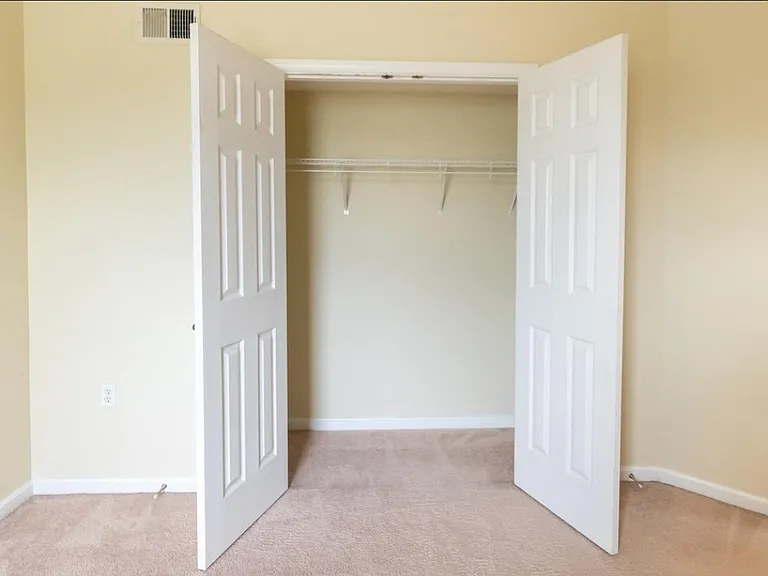 6783 Hampton Bay Ln — Photo 18