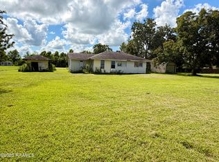 1919 Genest Rd, Jeanerette, LA 70544