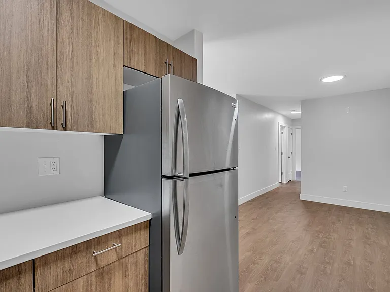 Ambassador Apartments — Photo 18