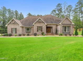 131 Sandstone Rdg, Lucedale, MS 39452
