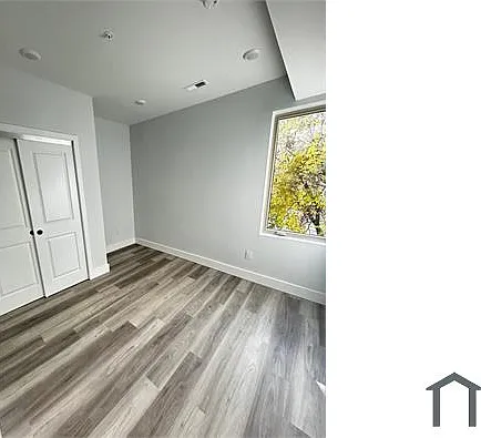2326 N 9th St — Photo 8